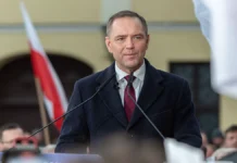 karol navroczkij i radoslav sikorskij o grani ishoda es i pilsudskom-ekaterinburgu-ru-0