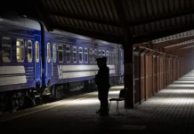 Полиция и Лешек Миллер обеспокоены инцидентом с украинкой в поезде policziya i leshek miller obespokoeny inczidentom s ukrainkoj v poezde-ekaterinburgu-ru-0