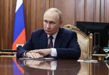 Путин по видеосвязи даст старт атомному ледоколу «Сталинград» на Балтийском заводе putin po videosvyazi dast start atomnomu ledokolu stalingrad na baltijskom zavode-ekaterinburgu-ru-0