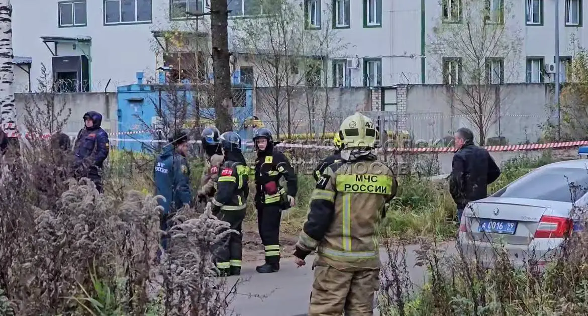 На территории «Сколкова» обнаружили подозрительный предмет, примотанный к трубе