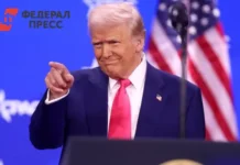 В переписке Джеффри Эпштейна обсуждались Путин, Трамп и Стив Бэннон v perepiske dzheffri epshtejna obsuzhdalis putin tramp i stiv bennon-ekaterinburgu-ru-0