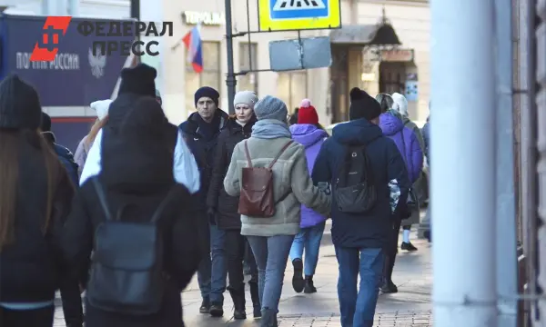 В Тюмени растет число жалоб в Роспотребнадзор на шум, торговцев и аферистов-0