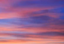 vladimir semyonov iz instituta fiziki atmosfery ran obyasnil unikalnost zimnego malinovogo rassveta v moskve-ekaterinburgu-ru-0