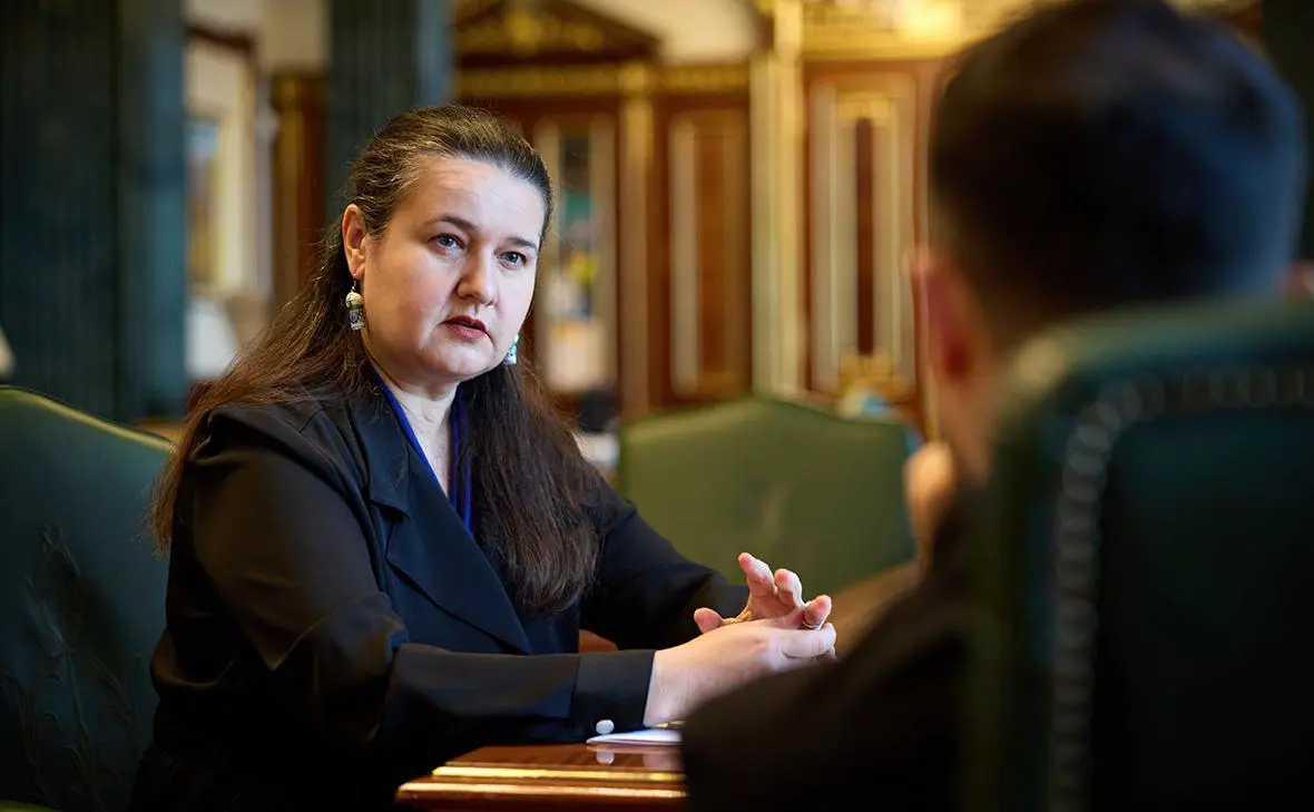 Оксана Маркарова и Владимир Зеленский (пресс-служба Президента Украины)