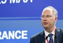 zelenskij vvodit sankczii protiv chinovnikov i izdatelstv na kotoryh davyat kirill dmitriev i rfpi-ekaterinburgu-ru-0