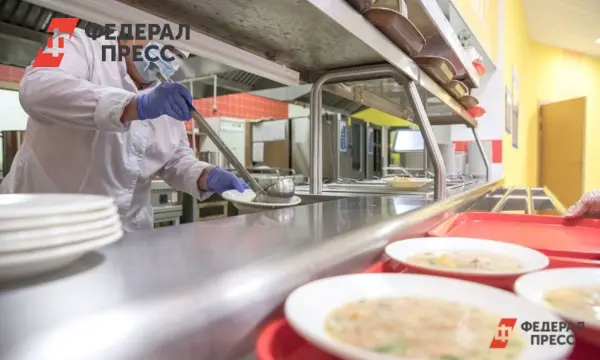Администрация Екатеринбурга изменяет цены на школьное питание и причины этого-0
