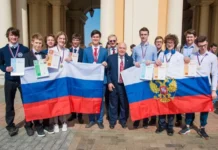 Алексей Шишкин, Никита Чернов и Михаил Матвеев изменили ход Менделеевской олимпиады aleksej shishkin nikita chernov i mihail matveev izmenili hod mendeleevskoj olimpiady-ekaterinburgu-ru-0