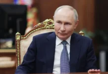 Антон Афанасьев удивляет Кремль своим неформальным обращением к Путину anton afanasev udivlyaet kreml svoim neformalnym obrashheniem k putinu-ekaterinburgu-ru-0