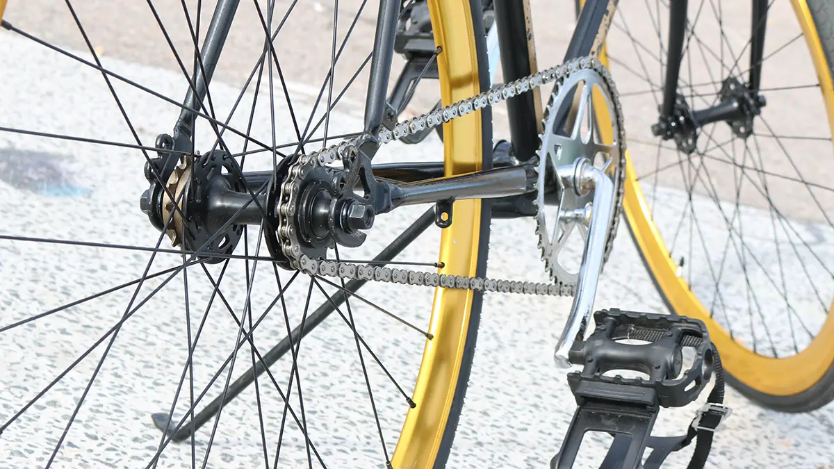 Велогонщица Кожеурова сломала позвоночник во время соревнований в Москве