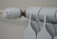 gubernator kobzev i energetiki vernuli otoplenie v 1546 domah angarska-ekaterinburgu-ru-0