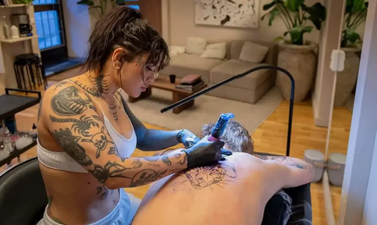 Исследования в Швеции раскрыли связь между татуировками и меланомой-0