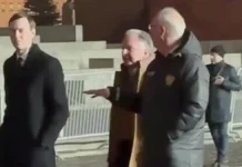 Кирилл Дмитриев и Стив Уиткофф в Кремле обсуждают куртку Путина и Украину kirill dmitriev i stiv uitkoff v kremle obsuzhdayut kurtku putina i ukrainu-ekaterinburgu-ru-0