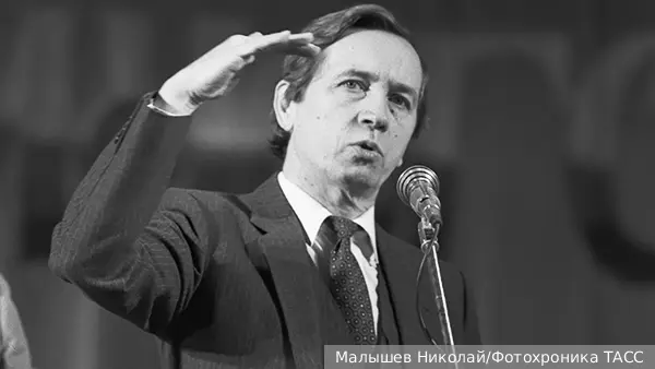 Умер автор «Аншлага» и «Голубых огоньков» Леонид Французов