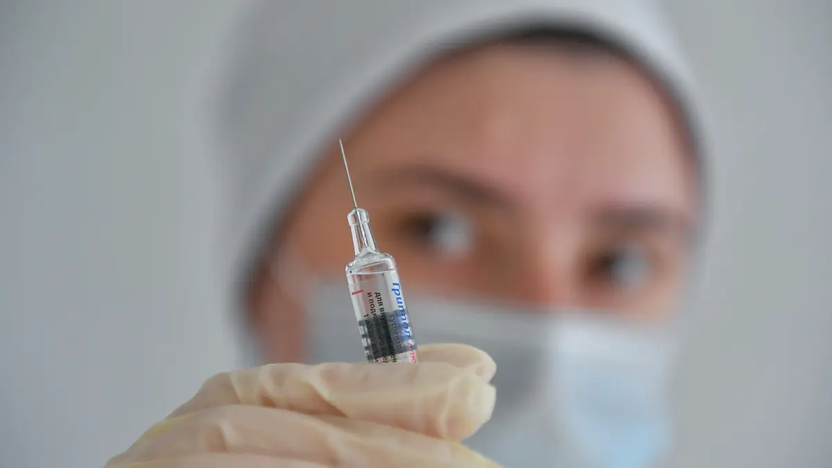 РБК: В РФ планируют отложить введение обязательных прививок от четырех инфекций