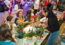 Новогодняя ярмарка в Екатеринбурге приглашает на спектакль и мастер-классы novogodnyaya yarmarka v ekaterinburge priglashaet na spektakl i masterklassy-ekaterinburgu-ru-0