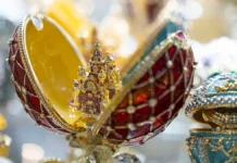 Новозеландская полиция успешно вернула кулон Фаберже из Partridge Jewellers novozelandskaya policziya uspeshno vernula kulon faberzhe iz -ekaterinburgu-ru-0