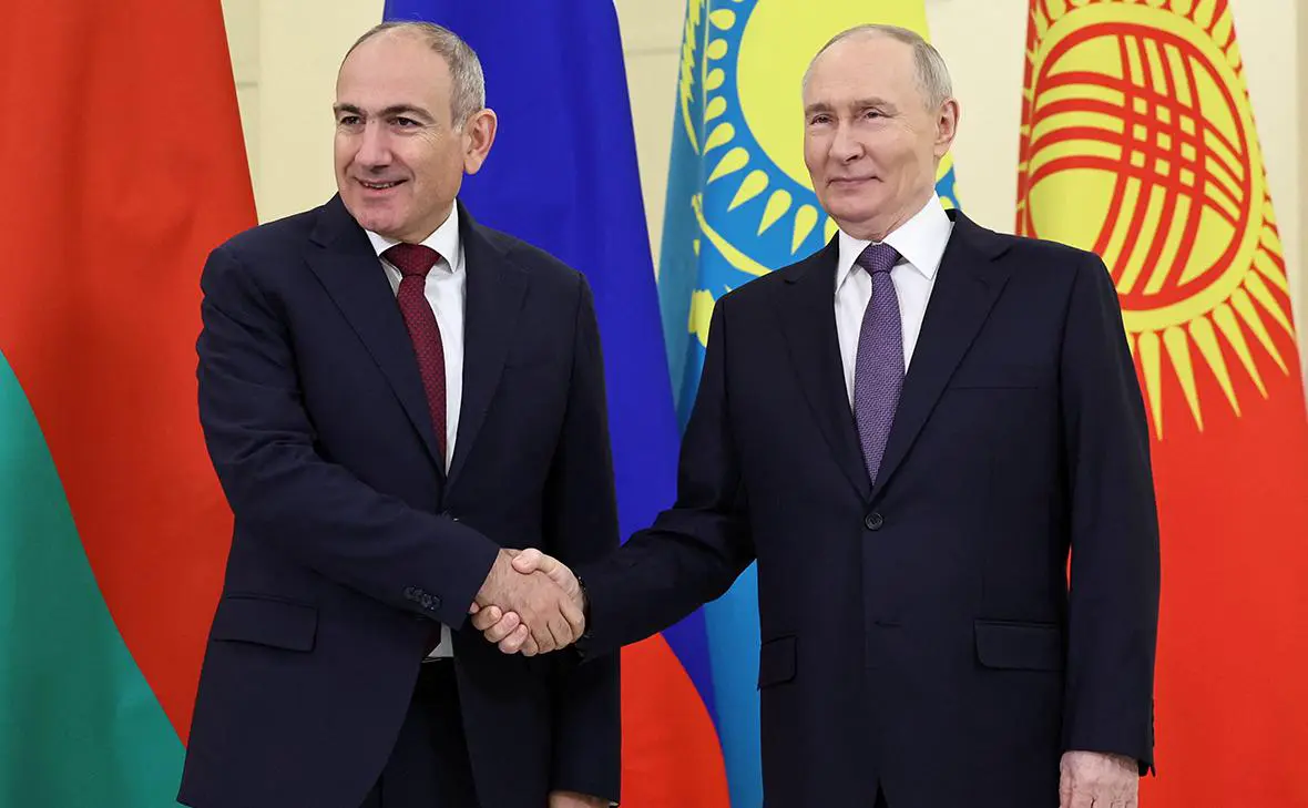  Никол Пашинян и Владимир Путин (Александр Казаков / Reuters)