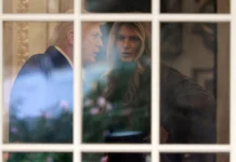 Теплые рождественские пожелания от Дональда и Мелании Трамп Александру Лукашенко teplye rozhdestvenskie pozhelaniya ot donalda i melanii tramp aleksandru lukashenko-ekaterinburgu-ru-0