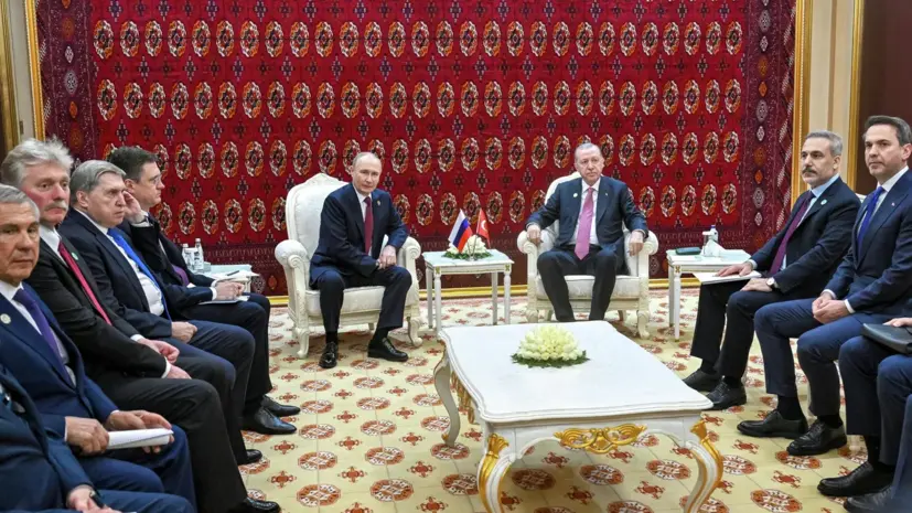 Путин и Эрдоган беседуют тет-а-тет после завершения встречи с участием делегаций