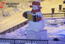 yarkoe novogodnee shestvie po tyumeni s traktornym kortezhem eleny ereminoj-ekaterinburgu-ru-0