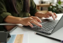 yurij afonin i kprf v gosdume predlozhili sokratit rabochij den rossiyan-ekaterinburgu-ru-0