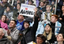 Адмирал с Металлургом: яркое противостояние Старкова и Сошникова admiral s metallurgom yarkoe protivostoyanie starkova i soshnikova-ekaterinburgu-ru-0