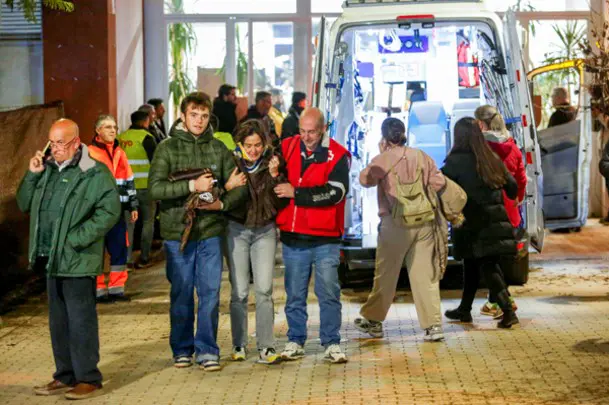 Первый поезд принадлежит частной компании Iryo, второй – национальной Renfe. По словам Оскара Пуэнте, министра транспорта Испании, первому составу было всего несколько лет, а участок пути недавно был отремонтирован. «Авария крайне странная. Она произошла на прямой дороге. Эксперты крайне озадачены», – подчеркнул он.