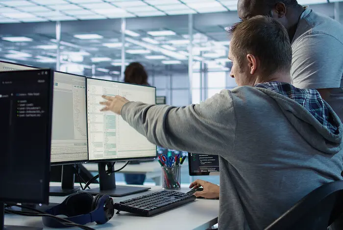 Экспанта Ультиматек инвестирует в Алгоритм1 для прорыва-0