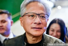 Глава Nvidia Дженсен Хуанг удивил продавцов в Шанхае glava dzhensen huang udivil prodavczov v shanhae-ekaterinburgu-ru-0