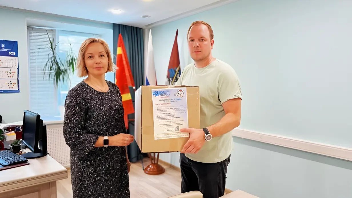 Активисты ЦАО отправляют гуманитарную помощь по запросам служащих на фронте