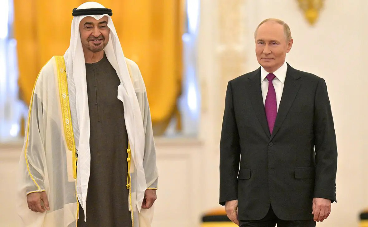 Мухаммед Бен Заид Аль Нахайян и Владимир Путин (Алексей Никольский / ТАСС)