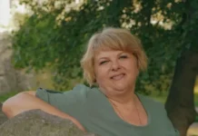 lyubov agalakova poluchila nagradu za predannost gazete mayak-ekaterinburgu-ru-0