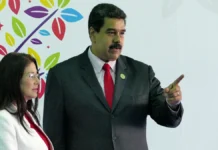 Посол Мелик-Багдасаров говорит о верности в поступке Силии Флорес posol melikbagdasarov govorit o vernosti v postupke silii flores-ekaterinburgu-ru-0