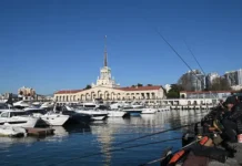 Тревел-блогерша сравнивает Сочи с Тюменью, делясь впечатлениями trevelblogersha sravnivaet sochi s tyumenyu delyas vpechatleniyami-ekaterinburgu-ru-0