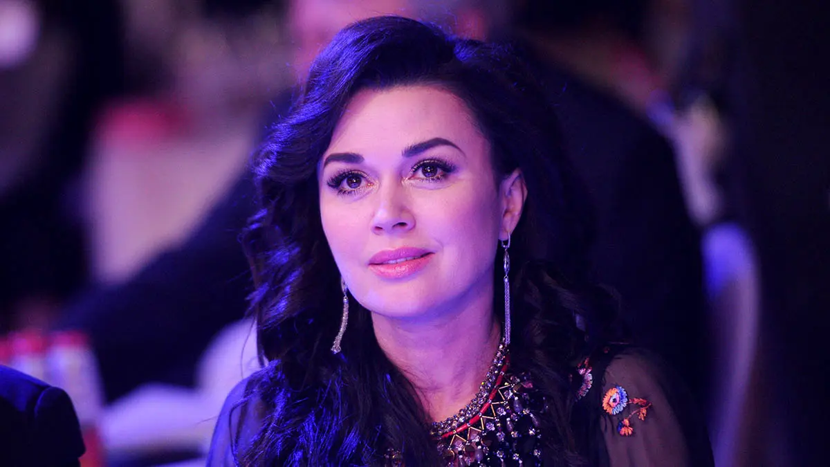 «Мы уйдем с радостным чувством»: мама Заворотнюк обратилась к Чернышеву