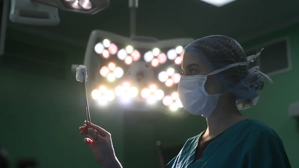 Дагестанские врачи достали из живота пациентки забытую четыре года назад салфетку