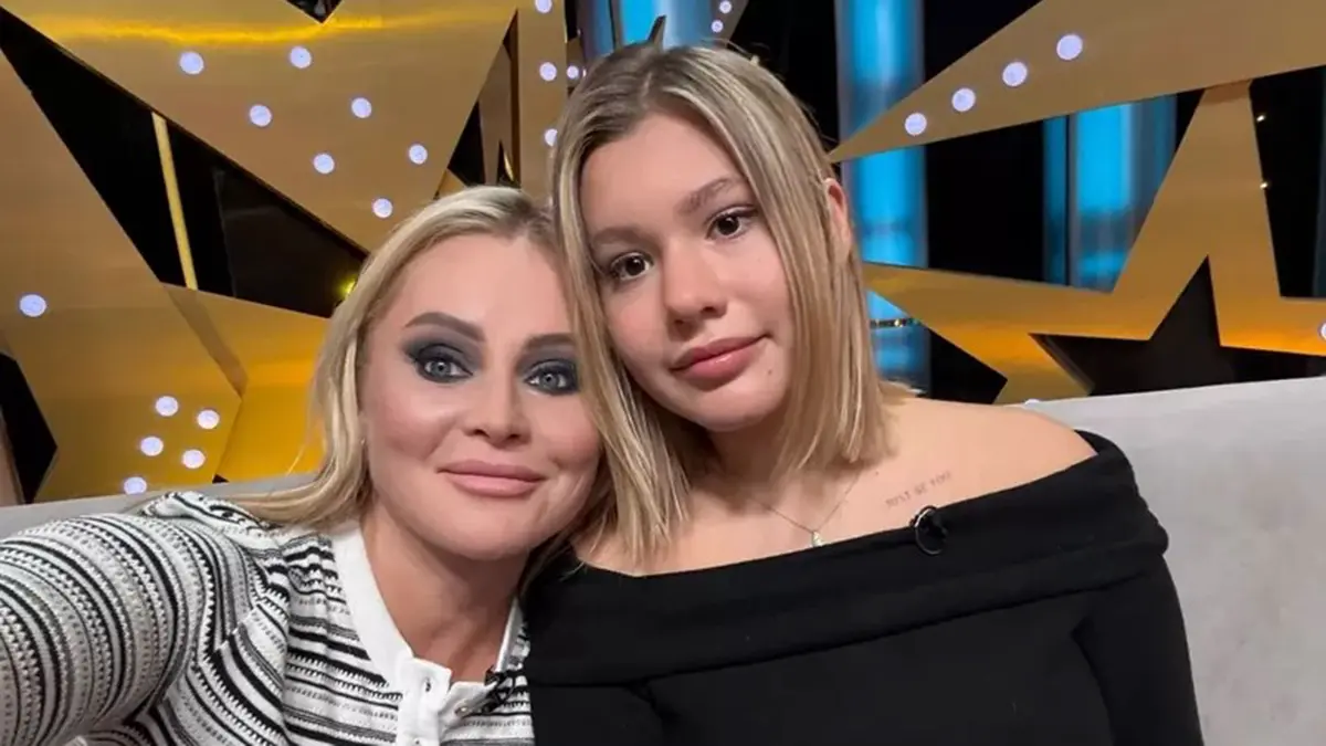 Дана Борисова положила дочь Полину в больницу из-за расстройства личности