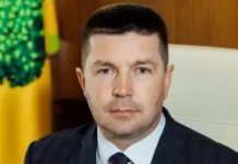 Роман Ченцов покидает пост мэра Липецка ради семейных ценностей roman chenczov pokidaet post mera lipeczka radi semejnyh czennostej-ekaterinburgu-ru-0