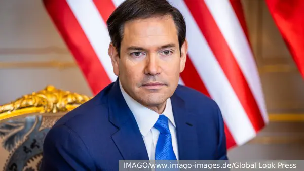 Рубио заявил о необходимости участия США, России и КНР в любом договоре о ЯО