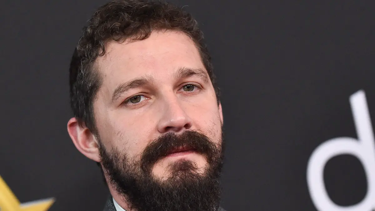 Актер Шайа ЛаБаф устроил драку в Новом Орлеане и попал в полицию