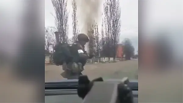 Архивное видео начала СВО показало, как пилот ВСУ не распознал солдат ВС России