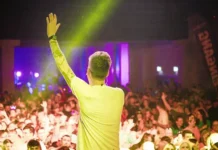 9 марта — день диджея, Барби и Юрия Гагарина 9 marta den didzheya barbi i yuriya gagarina-ekaterinburgu-ru-0