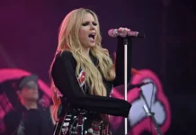 konczerty avril lavin i   v rossii poka nevozmozhny-ekaterinburgu-ru-0