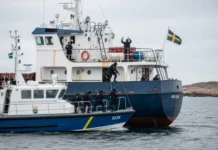 posolstvo rossii soobshhaet optimistichnye novosti o kapitane -ekaterinburgu-ru-0