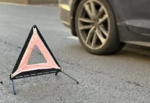 Тройное ДТП на Симферопольском шоссе и Болотниковской улице в Москве trojnoe dtp na simferopolskom shosse i bolotnikovskoj ulicze v moskve-ekaterinburgu-ru-0