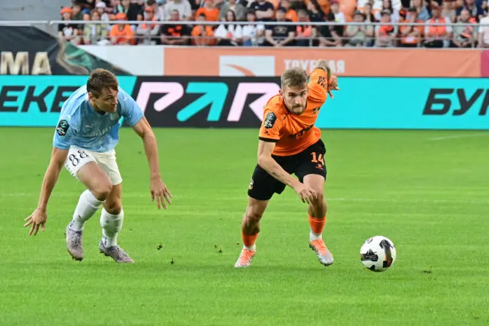 Василий Березуцкий удерживает Урал в топе лиги несмотря на сложности-0