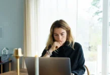 vrachi voditeli i rabochie spros na kadry v marte vo vladivostoke i habarovskom krae-ekaterinburgu-ru-0