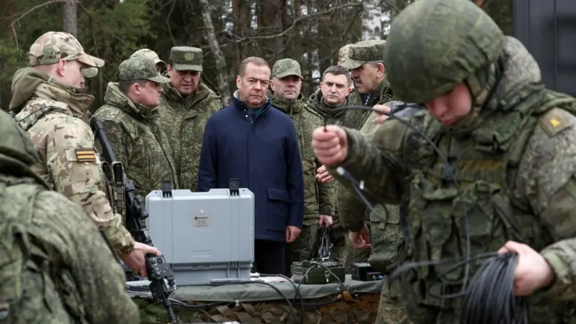 Медведев: оснащение БПЛА реактивными двигателями становится реальной угрозой