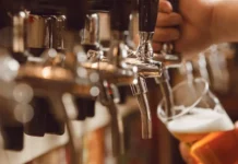 georgij filimonov vologodskaya oblast zavershaet borbu s alkotorgovlej-ekaterinburgu-ru-0