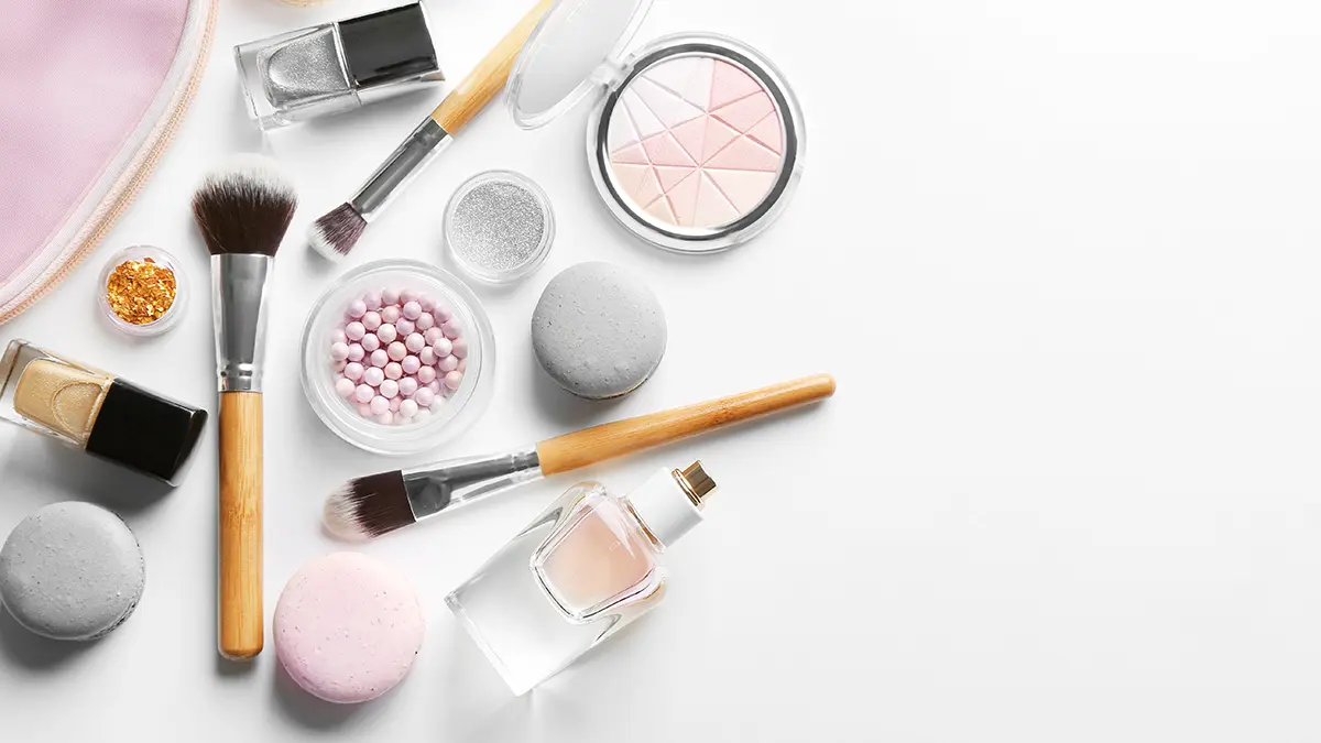 В Минпромторге рассказали, какие товары первыми появятся на «российской полке»